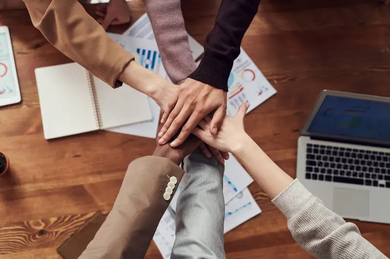 Equipe Fontinni em ambiente corporativo